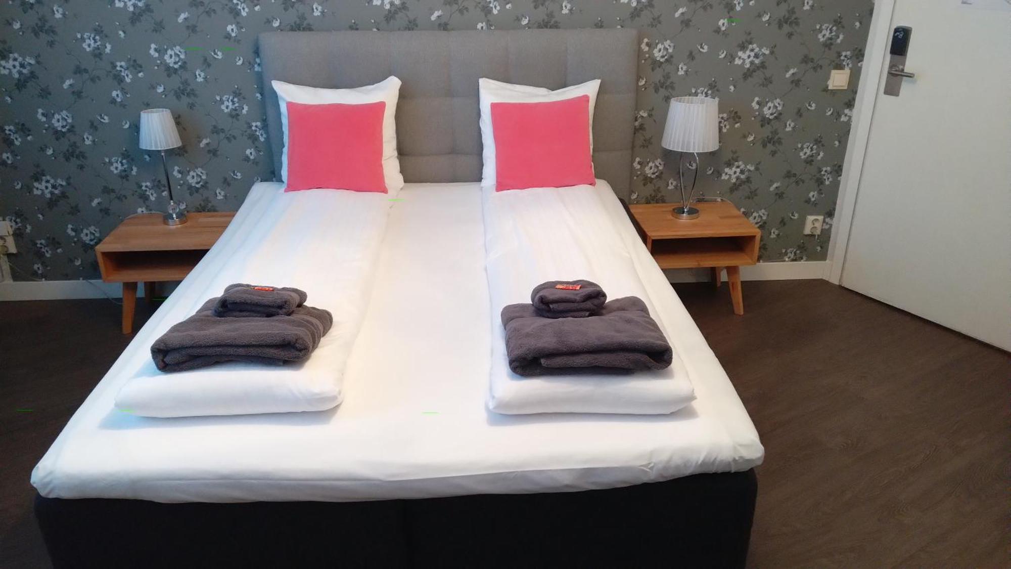 Hotel Charlotte / Stella Uppsala Zewnętrze zdjęcie