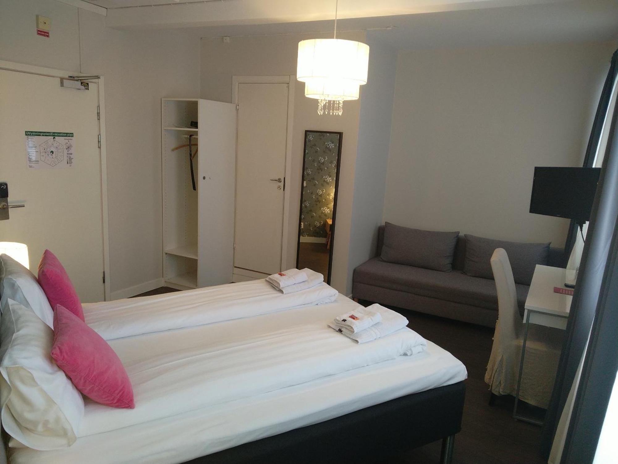 Hotel Charlotte / Stella Uppsala Zewnętrze zdjęcie